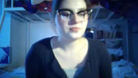 lunamoody online show from September 26, 2:32 pm