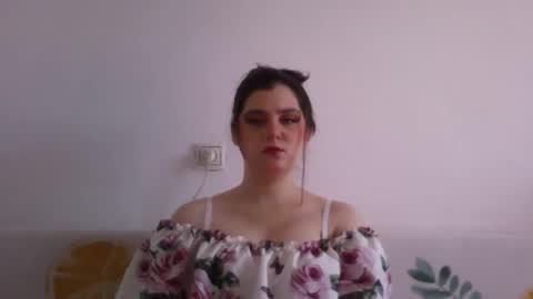 lunamoody online show from October 2, 7:26 am