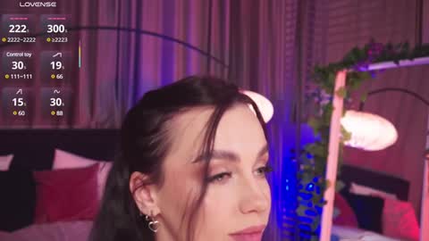 Snapshot of lunanight_ chatting on February 8, 12:38 am Luna next streams Mon Fri Sat Sun 8pm-5am gmt0 online show from February 8, 12:38 am