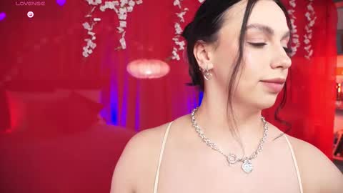 Snapshot of lunanight_ chatting on February 23, 3:56 am Luna next streams Mon Fri Sat Sun 8pm-5am gmt0 online show from February 23, 3:56 am