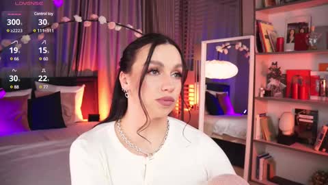 Snapshot of lunanight_ chatting on March 2, 3:02 am Luna next streams Mon Fri Sat Sun 8pm-5am gmt0 online show from March 2, 3:02 am