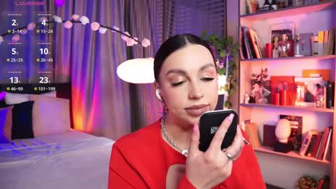 Snapshot of lunanight_ chatting on March 9, 8:31 pm Luna next streams Mon Fri Sat Sun 8pm-5am gmt0 online show from March 9, 8:31 pm