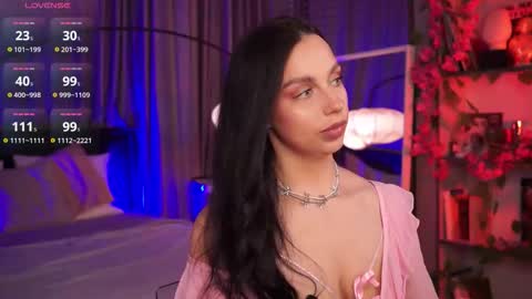 Snapshot of lunanight_ chatting on September 12, 8:31 pm Luna next streams Mon Fri Sat Sun 8pm-5am gmt0 online show from September 12, 8:31 pm