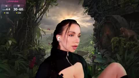 Snapshot of lunanight_ chatting on October 27, 8:24 pm Luna next streams Mon Fri Sat Sun 8pm-5am gmt0 online show from October 27, 8:24 pm