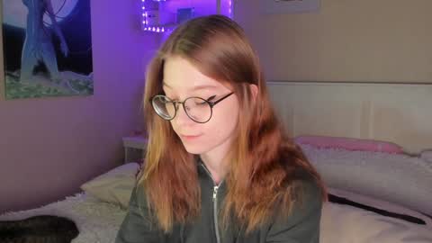 Snapshot of lunar_sofia chatting on December 9, 6:14 pm Sofia online show from December 9, 6:14 pm