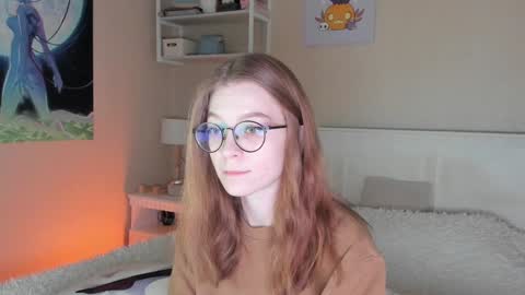 Snapshot of lunar_sofia chatting on December 21, 11:13 pm Sofia online show from December 21, 11:13 pm