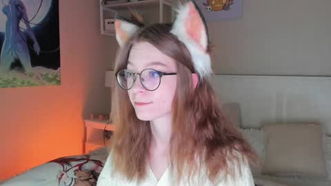 Snapshot of lunar_sofia chatting on December 26, 11:54 am Sofia online show from December 26, 11:54 am