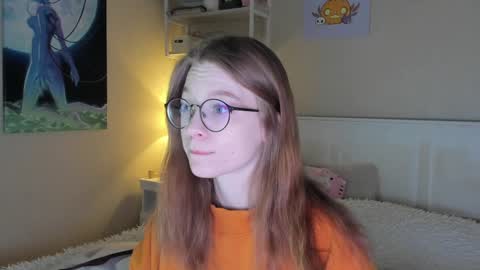 Snapshot of lunar_sofia chatting on December 28, 5:25 pm Sofia online show from December 28, 5:25 pm