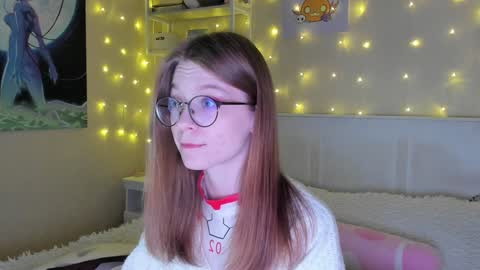 Snapshot of lunar_sofia chatting on January 18, 12:02 am Sofia online show from January 18, 12:02 am