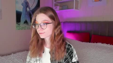 Snapshot of lunar_sofia chatting on February 3, 12:14 pm Sofia online show from February 3, 12:14 pm