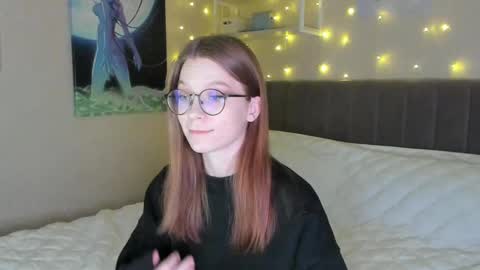 Snapshot of lunar_sofia chatting on February 11, 6:33 pm Sofia online show from February 11, 6:33 pm