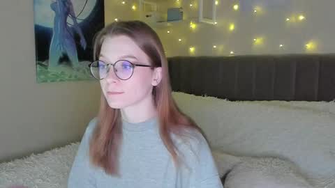 Snapshot of lunar_sofia chatting on February 12, 10:24 am Sofia online show from February 12, 10:24 am