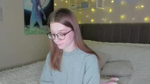 Snapshot of lunar_sofia chatting on February 12, 4:33 pm Sofia online show from February 12, 4:33 pm