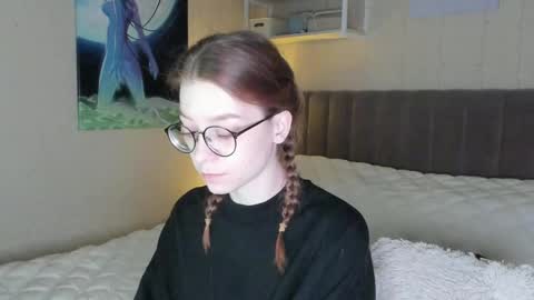 Snapshot of lunar_sofia chatting on March 3, 2:37 pm Sofia online show from March 3, 2:37 pm