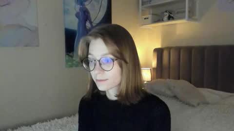 Snapshot of lunar_sofia chatting on September 10, 1:33 pm Sofia online show from September 10, 1:33 pm