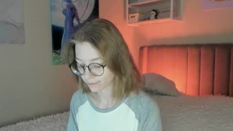 Snapshot of lunar_sofia chatting on September 14, 10:58 am Sofia online show from September 14, 10:58 am