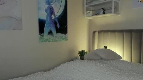 Snapshot of lunar_sofia chatting on October 6, 10:34 am Sofia online show from October 6, 10:34 am