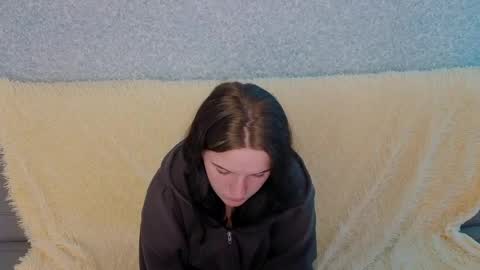 Valeria online show from April 11, 7:45 am