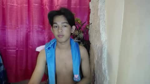 max online show from March 29, 8:20 pm