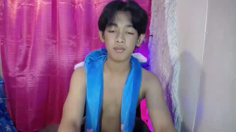 max online show from April 3, 9:18 am