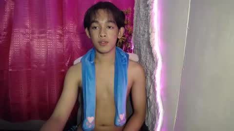 max online show from April 12, 4:23 pm