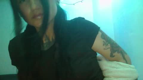 Snapshot of lunatica_2000 chatting on March 1, 8:53 pm Luna online show from March 1, 8:53 pm