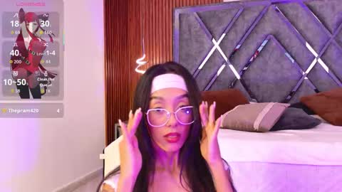 Snapshot of lunavelour_ chatting on February 14, 5:15 am Luna online show from February 14, 5:15 am