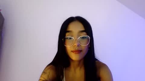 Luna   online show from July 16, 4:51 am