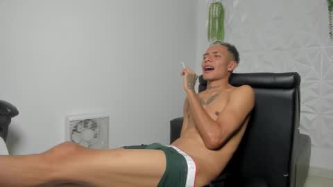 lunay_bigcock420 online show from February 27, 10:10 pm