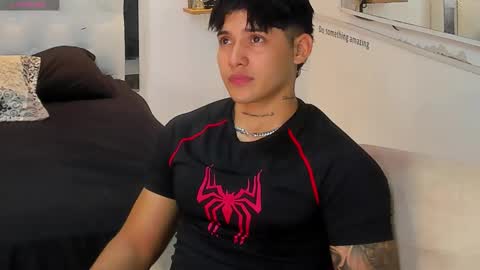 Snapshot of lunay_xtreemboy chatting on November 11, 1:16 am Lunay online show from November 11, 1:16 am