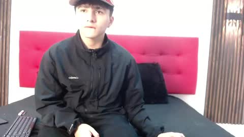 Snapshot of lunaydream chatting on April 22, 11:23 am lunaydream online show from April 22, 11:23 am