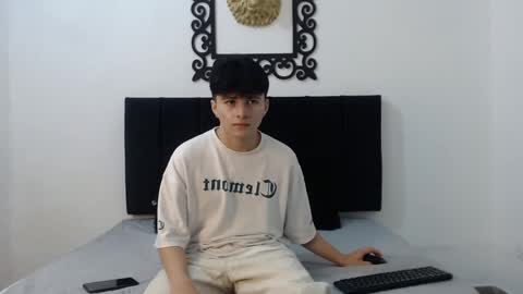 Snapshot of lunaydream chatting on May 12, 11:29 am lunaydream online show from May 12, 11:29 am