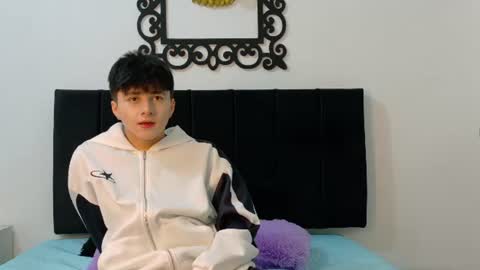 lunaydream online show from June 26, 11:36 am