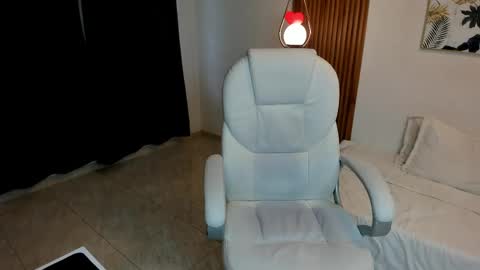 luniksa online show from June 1, 11:34 am