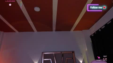 LUNA ROSE online show from February 11, 4:50 am