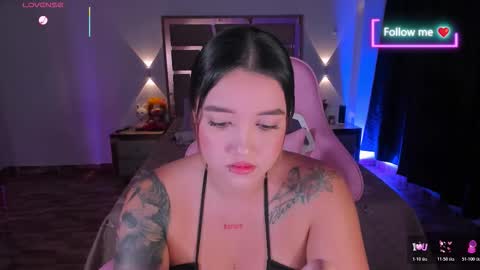 LUNA ROSE online show from March 12, 4:29 am