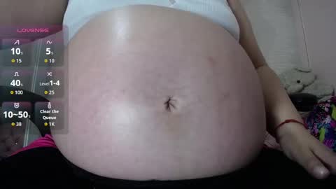 Snapshot of lunnadoll chatting on October 3, 3:03 am Katty what ever do you want on my pv is for extra tokens minimi 250 tks ty u for understand online show from October 3, 3:03 am