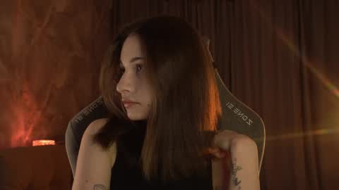 Amelia online show from April 21, 8:34 pm