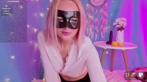 My name Lun online show from April 13, 3:28 pm