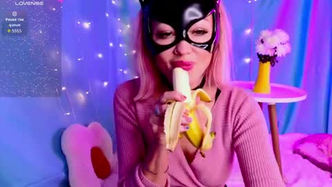 My name Lun online show from April 16, 4:52 pm