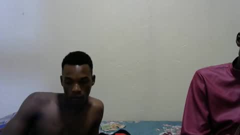 luoislove online show from April 17, 6:33 pm