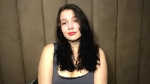 Lora online show from April 9, 11:15 am