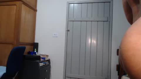 Snapshot of lusexyhot chatting on November 13, 3:27 am lusexyhot online show from November 13, 3:27 am