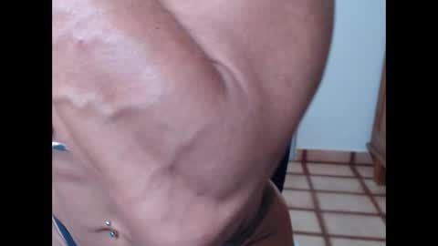 Snapshot of lusexyhot chatting on December 5, 6:26 pm lusexyhot online show from December 5, 6:26 pm