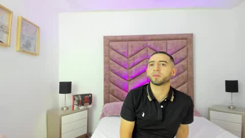 Lushian And Luna online show from March 23, 4:44 pm