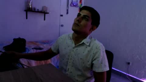 Snapshot of lusrodri chatting on June 28, 9:48 am Sebastian E. online show from June 28, 9:48 am