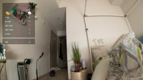 LOLA online show from April 1, 6:49 pm