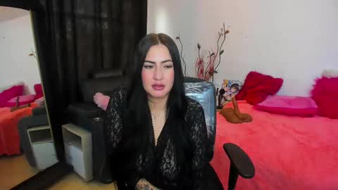 Snapshot of lustful__babe chatting on February 13, 6:16 pm lustful__babe online show from February 13, 6:16 pm