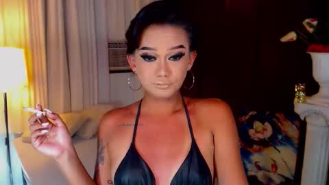 AdriannaFowks online show from April 19, 2:55 am