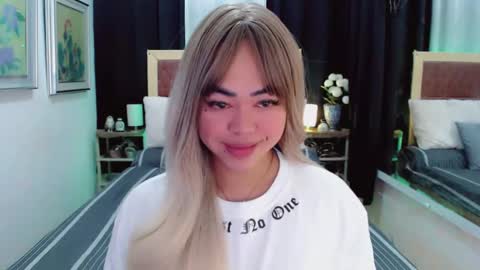 Snapshot of lustfuloffendertrina chatting on January 27, 4:20 am Trina online show from January 27, 4:20 am